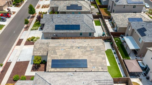 9584 Del Seis Drive, Sacramento, CA 95829
