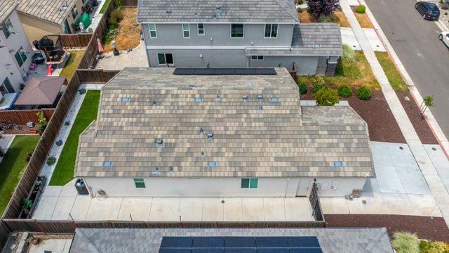 9584 Del Seis Drive, Sacramento, CA 95829