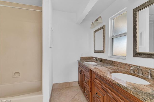 875 Robin CT, Marco Island, FL 34145