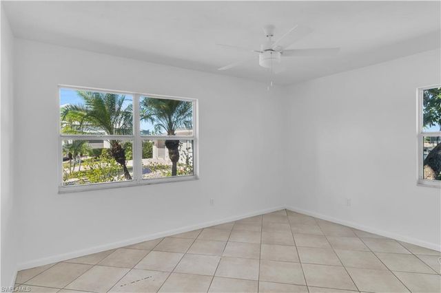 875 Robin CT, Marco Island, FL 34145