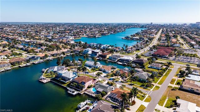 875 Robin CT, Marco Island, FL 34145