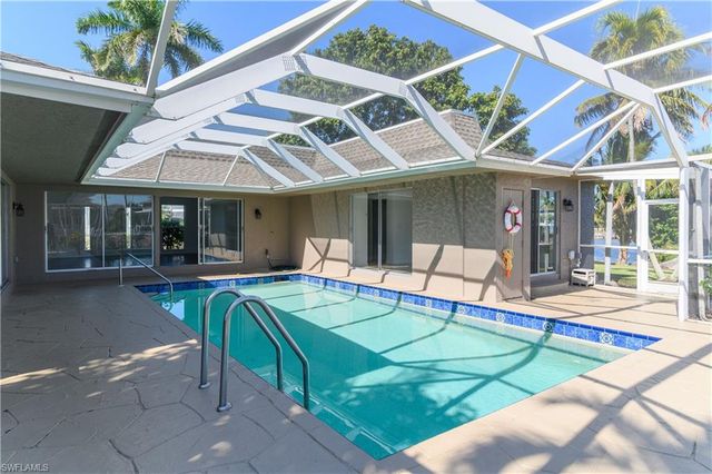 875 Robin CT, Marco Island, FL 34145