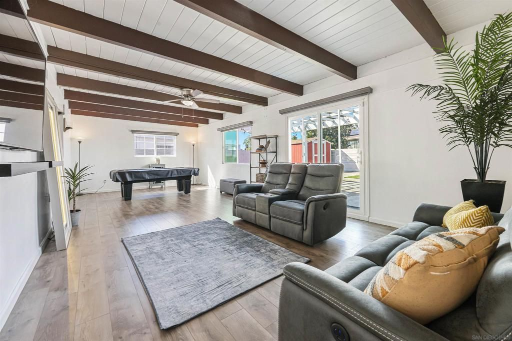 326 Kingswood St, San Diego, CA 92114