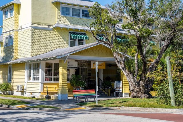 5925 SHORE BOULEVARD S 108, Gulfport, FL 33707