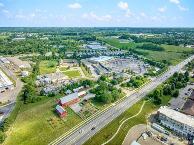 7608 E Michigan Avenue, Saline, MI 48176