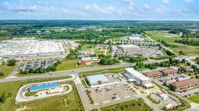 7608 E Michigan Avenue, Saline, MI 48176