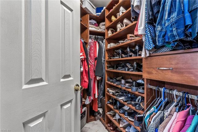 121 View Pointe DR, Newport News, VA 23603