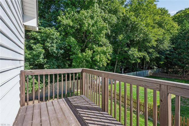 121 View Pointe DR, Newport News, VA 23603