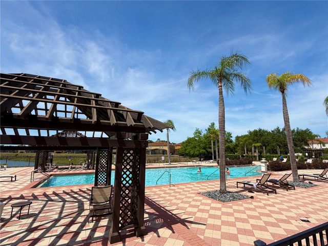 720 LAS FUENTES DRIVE, Kissimmee, FL 34746