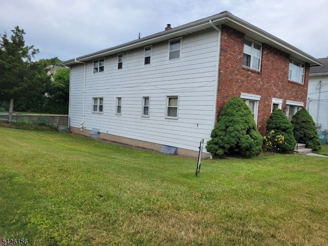 200 E 11Th St 1,2, Clifton City, NJ 07011