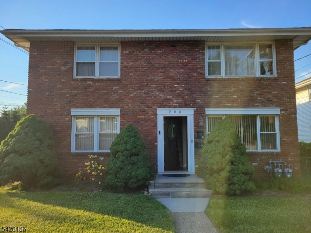 200 E 11Th St 1,2, Clifton City, NJ 07011