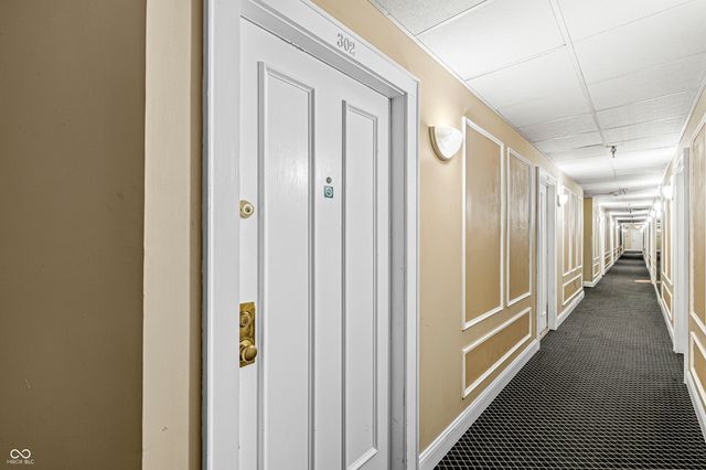 230 E 9th Street 107, Indianapolis, IN 46204
