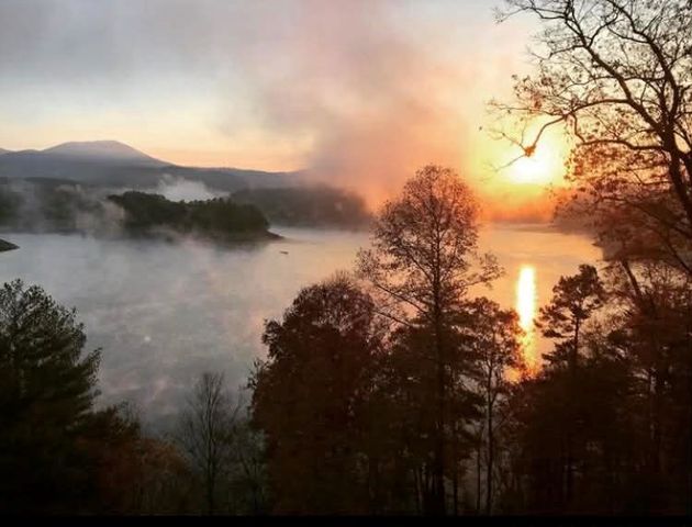 500 Marina Road, Murphy, NC 28906