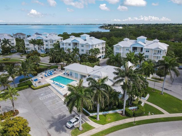 3431 79TH STREET CIRCLE W 302, Bradenton, FL 34209