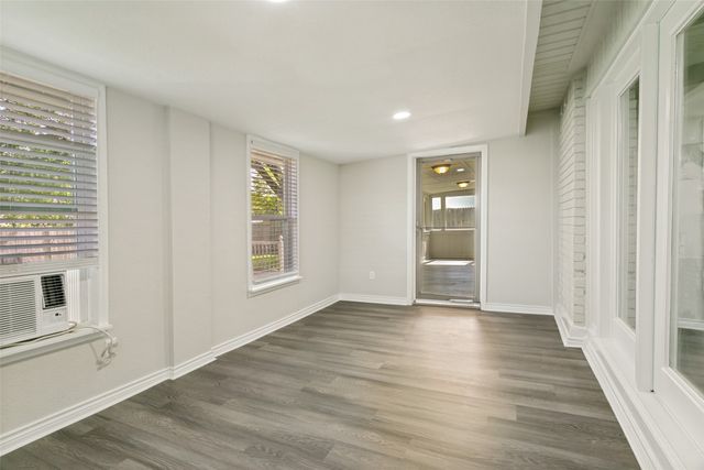 430 E Grenoble Drive, Grand Prairie, TX 75052