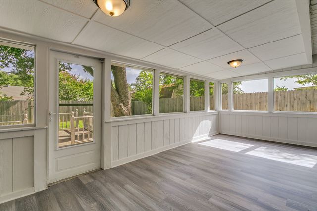 430 E Grenoble Drive, Grand Prairie, TX 75052