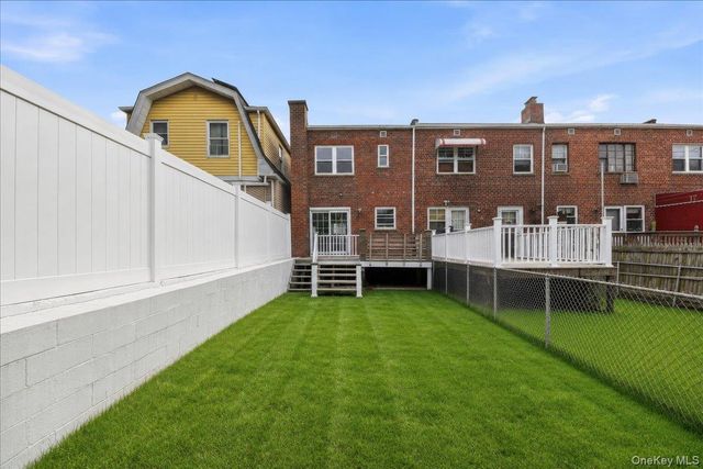 709 Logan Avenue, Bronx, NY 10465