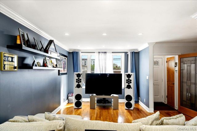 709 Logan Avenue, Bronx, NY 10465
