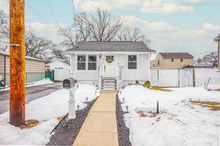 54 Red Bank Road, Spotswood, NJ 08884