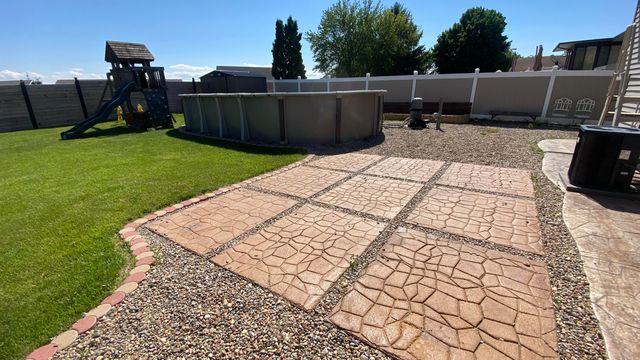 4091 W 76th Lane, Merrillville, IN 46410