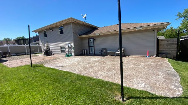 4091 W 76th Lane, Merrillville, IN 46410