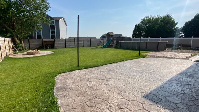 4091 W 76th Lane, Merrillville, IN 46410