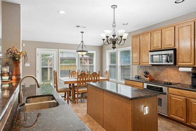 30013 Edgewood DR, Georgetown, TX 78628