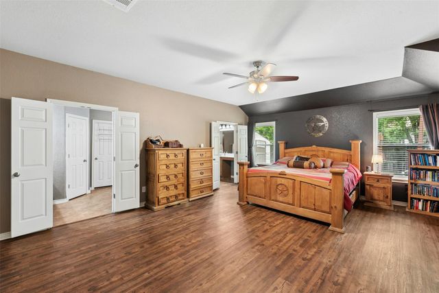 30013 Edgewood DR, Georgetown, TX 78628