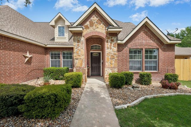 30013 Edgewood DR, Georgetown, TX 78628