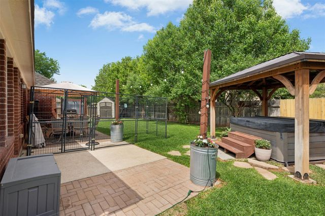 30013 Edgewood DR, Georgetown, TX 78628