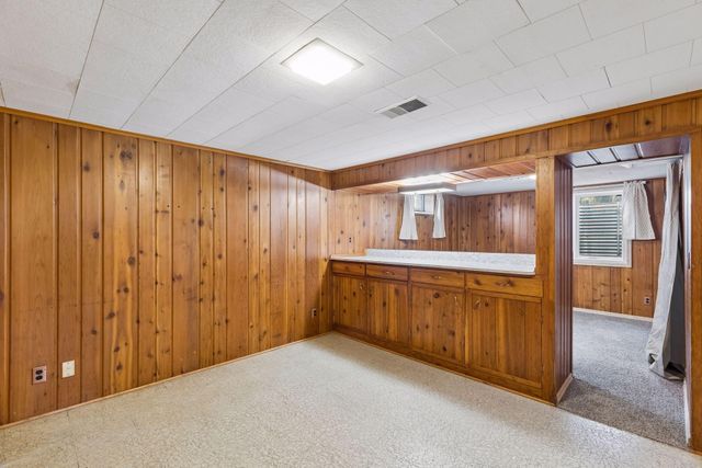 157 Poplar Street W, South Saint Paul, MN 55075