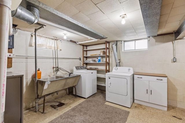 157 Poplar Street W, South Saint Paul, MN 55075