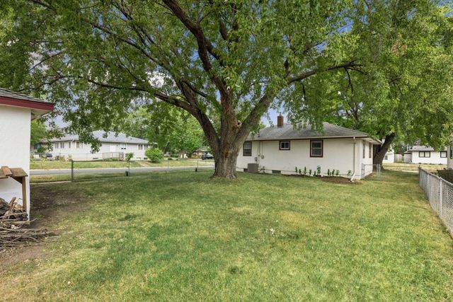 157 Poplar Street W, South Saint Paul, MN 55075