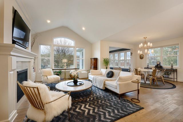 208 Byrondale Avenue, Wayzata, MN 55391