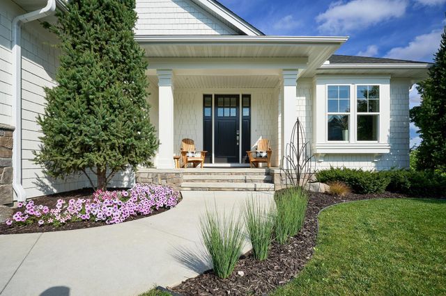 208 Byrondale Avenue, Wayzata, MN 55391