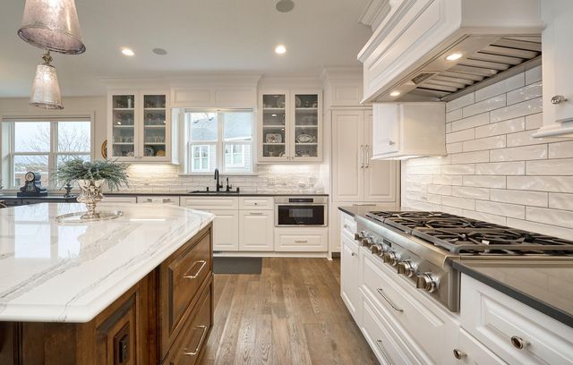 208 Byrondale Avenue, Wayzata, MN 55391