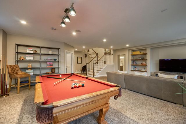 208 Byrondale Avenue, Wayzata, MN 55391