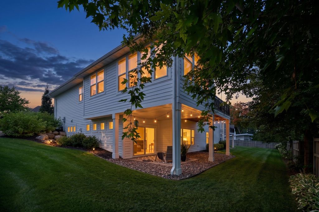 208 Byrondale Avenue, Wayzata, MN 55391 — photo 2