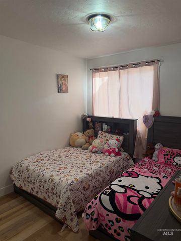 11260 White River St, Caldwell, ID 83605