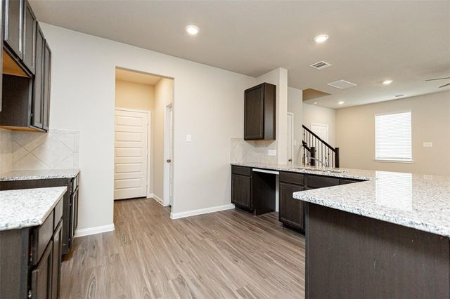 5131 Shelby Katherine Drive, Rosharon, TX 77583