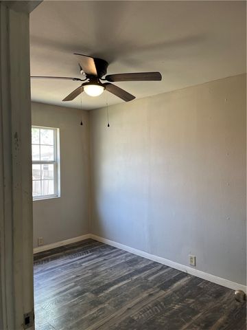 4418 Vestal St, Corpus Christi, TX 78416