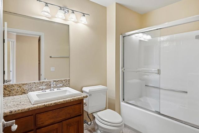 40800 Breezy Pass Road B, Palm Desert, CA 92211