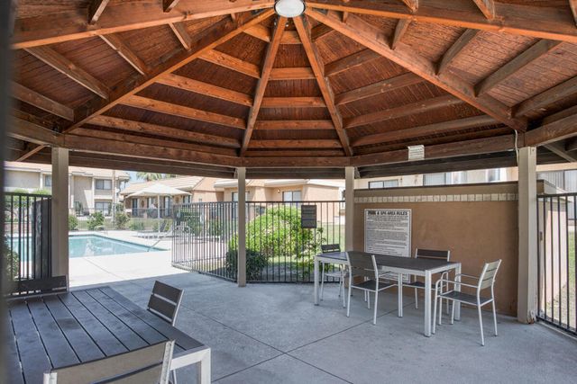40800 Breezy Pass Road B, Palm Desert, CA 92211