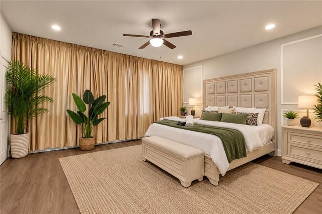 8026 Linfield Way, Sandy Springs, GA 30350