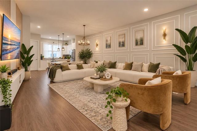 8026 Linfield Way, Sandy Springs, GA 30350
