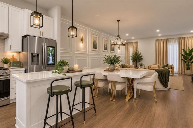 8026 Linfield Way, Sandy Springs, GA 30350