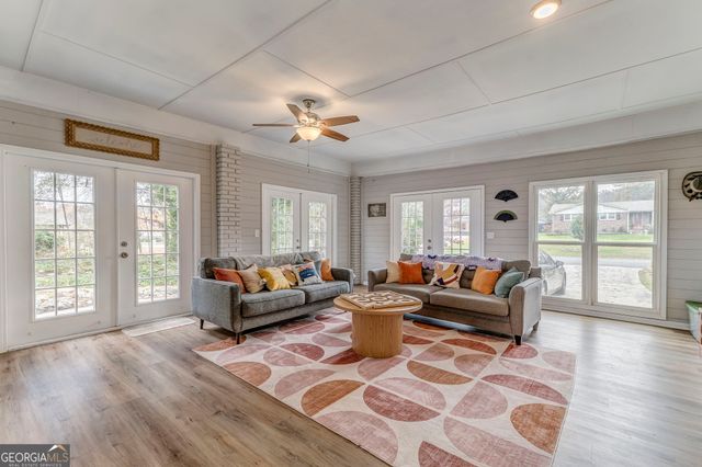 10 Woodglen Drive, Cedartown, GA 30125