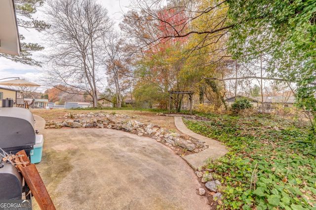 10 Woodglen Drive, Cedartown, GA 30125