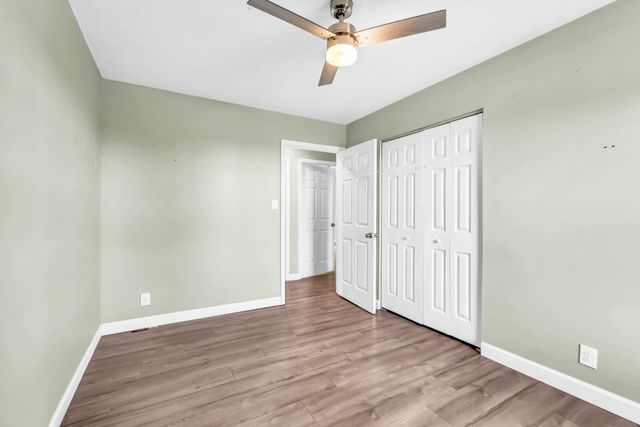 634 Stateline Rd, Oak Grove, KY 42262