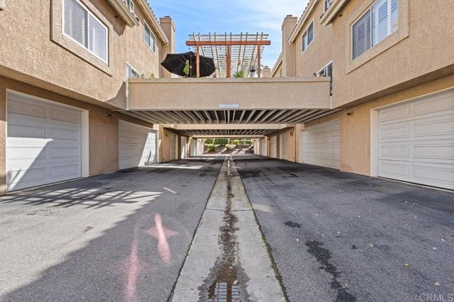 7768 Caminito Monarca 109, Carlsbad, CA 92009